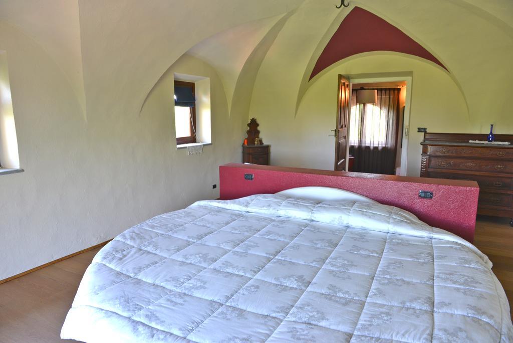 Casa Vacanze Il Brichet モンドヴィ 部屋 写真